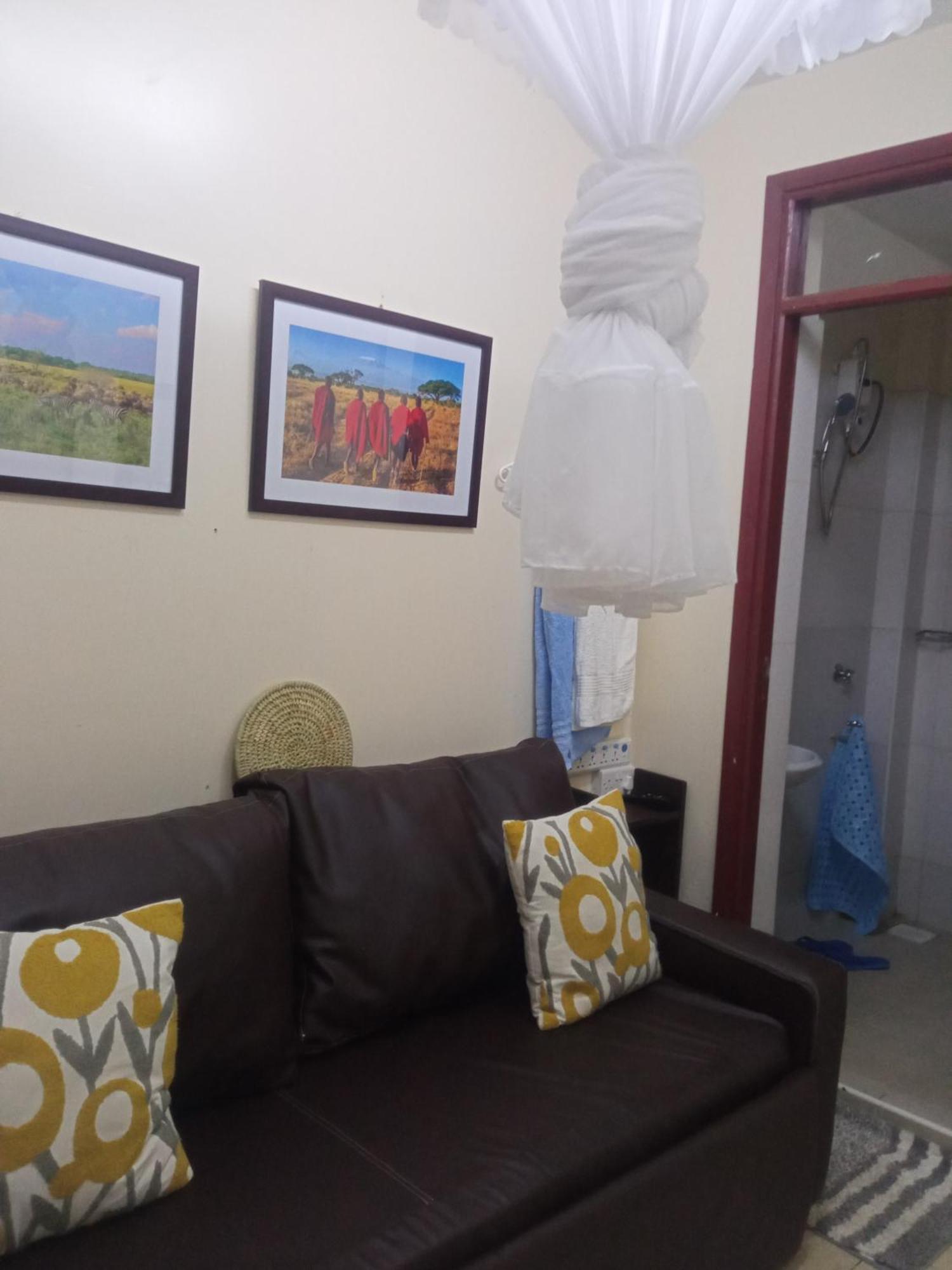 Madini Furnished Apartment 1 Near Jkia Sgr Nairobi Exteriér fotografie